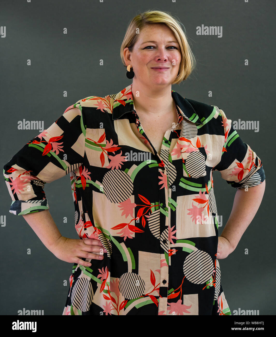 Edimburgo, Scozia, Regno Unito, 25 agosto 2019. Edinburgh International Book Festival. Nella foto: Kerry Hudson, un autore da Aberdeen, parla del suo inquietante memoir Lowborn circa la miseria, città della sua giovinezza al festival del libro Foto Stock