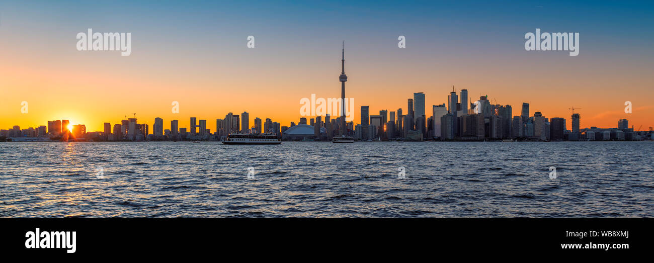 Toronto City skyline al tramonto Foto Stock