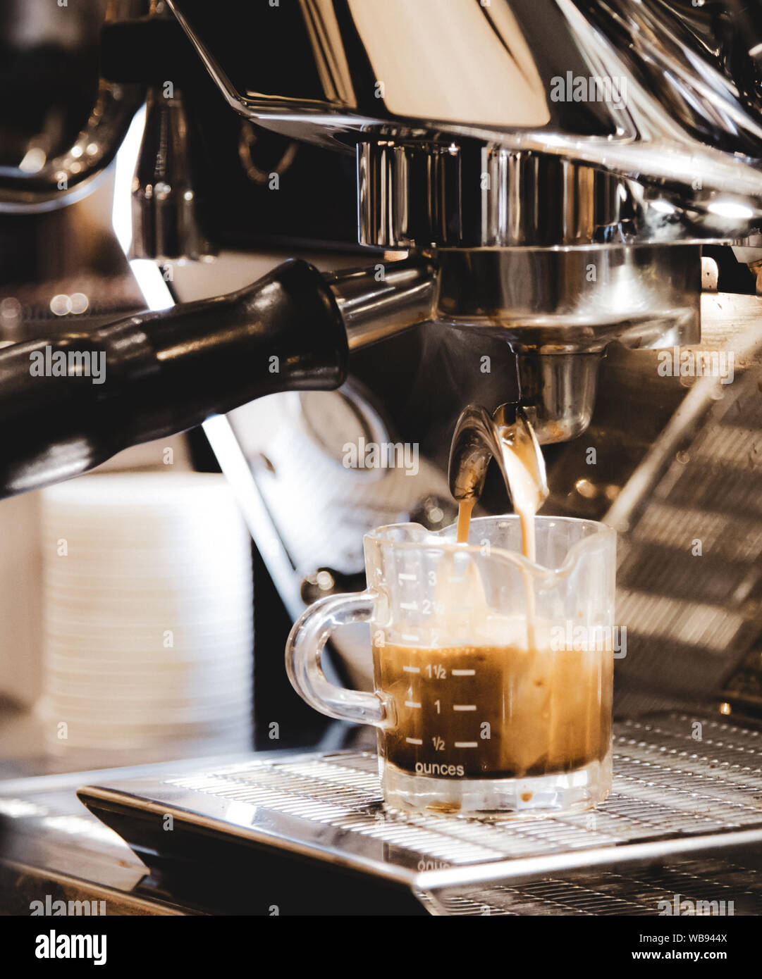 Cono gocciolatore per caffè con filtro per caffè preparato a mano pieghevole per caffè a goccia e tè con supporto in acciaio inossidabile senza carta da filtro  15