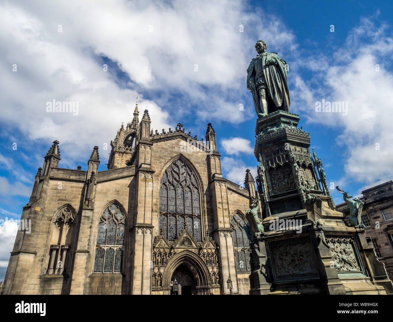 La Cattedrale di St Giles, più appropriatamente denominata alta Kirk di Edimburgo, è il principale luogo di culto della Chiesa di Scozia a Edimburgo Foto Stock