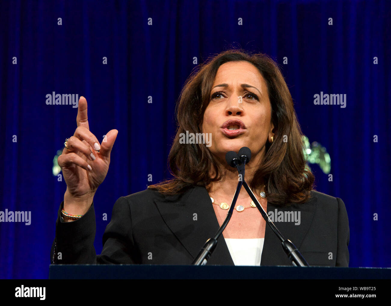 San Francisco, CA - Agosto 23, 2019: Il candidato presidenziale Kamala Harris parlando alla Convenzione Nazionale Democratica sessione estiva di San Francesco Foto Stock