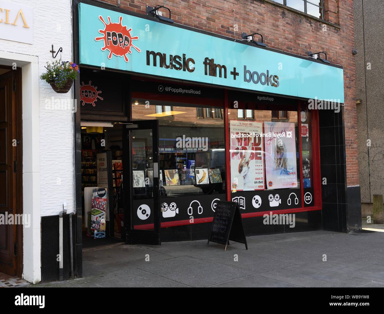 Fopp musica e film book store su Byres Road, Glasgow, Scotland, Regno Unito Foto Stock
