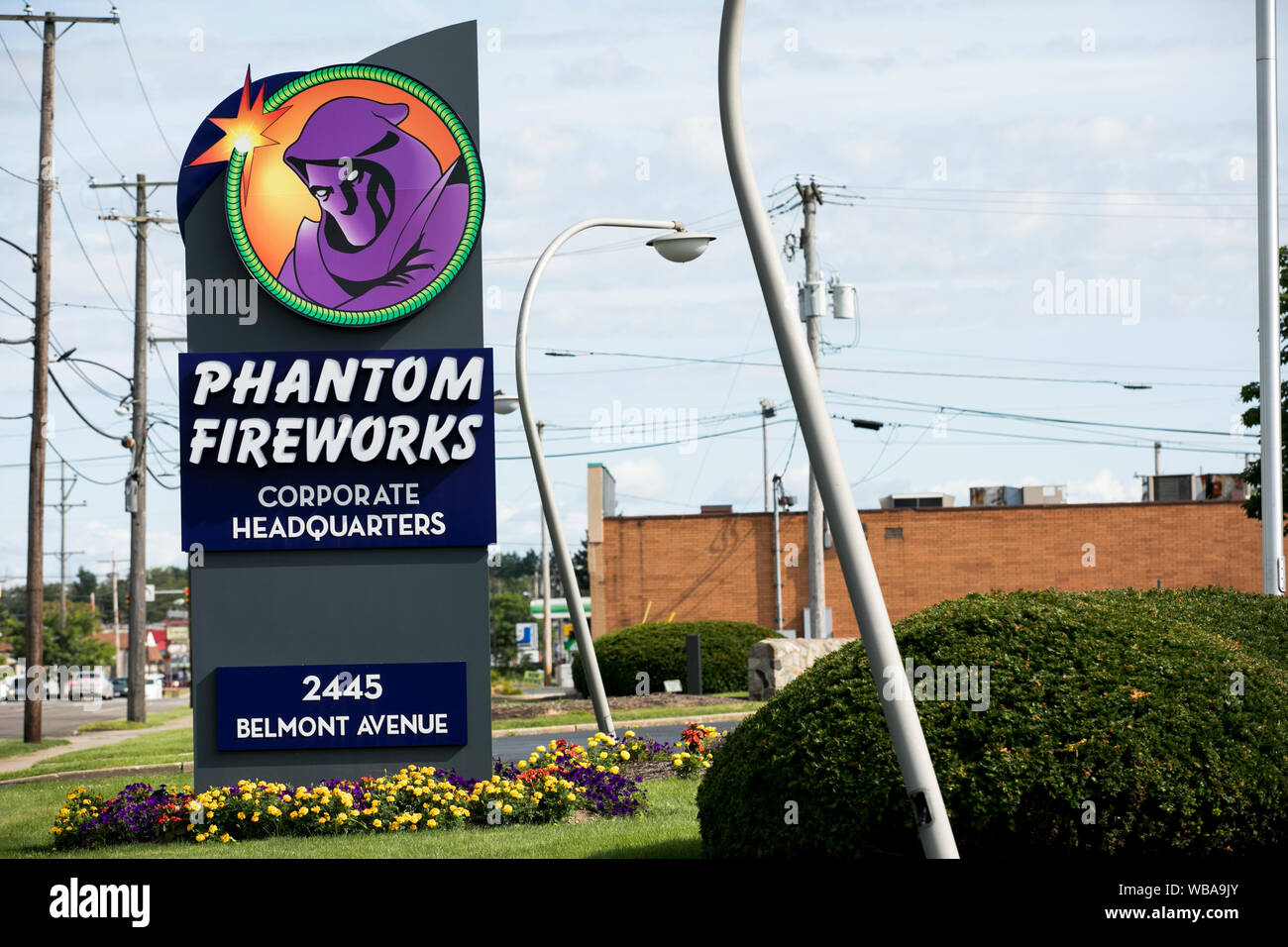 Un logo segno al di fuori della sede del fantoccio fuochi d'artificio in Youngstown, Ohio, 10 agosto 2019. Foto Stock