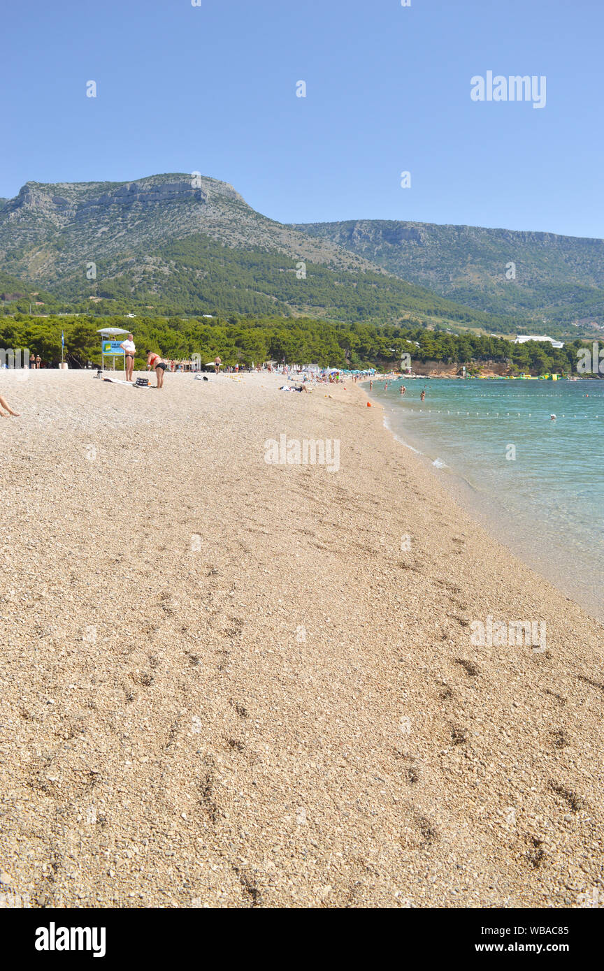 La famosa spiaggia di ciottoli di Zlatni rat vicino a Bol, isola di Brac Foto Stock
