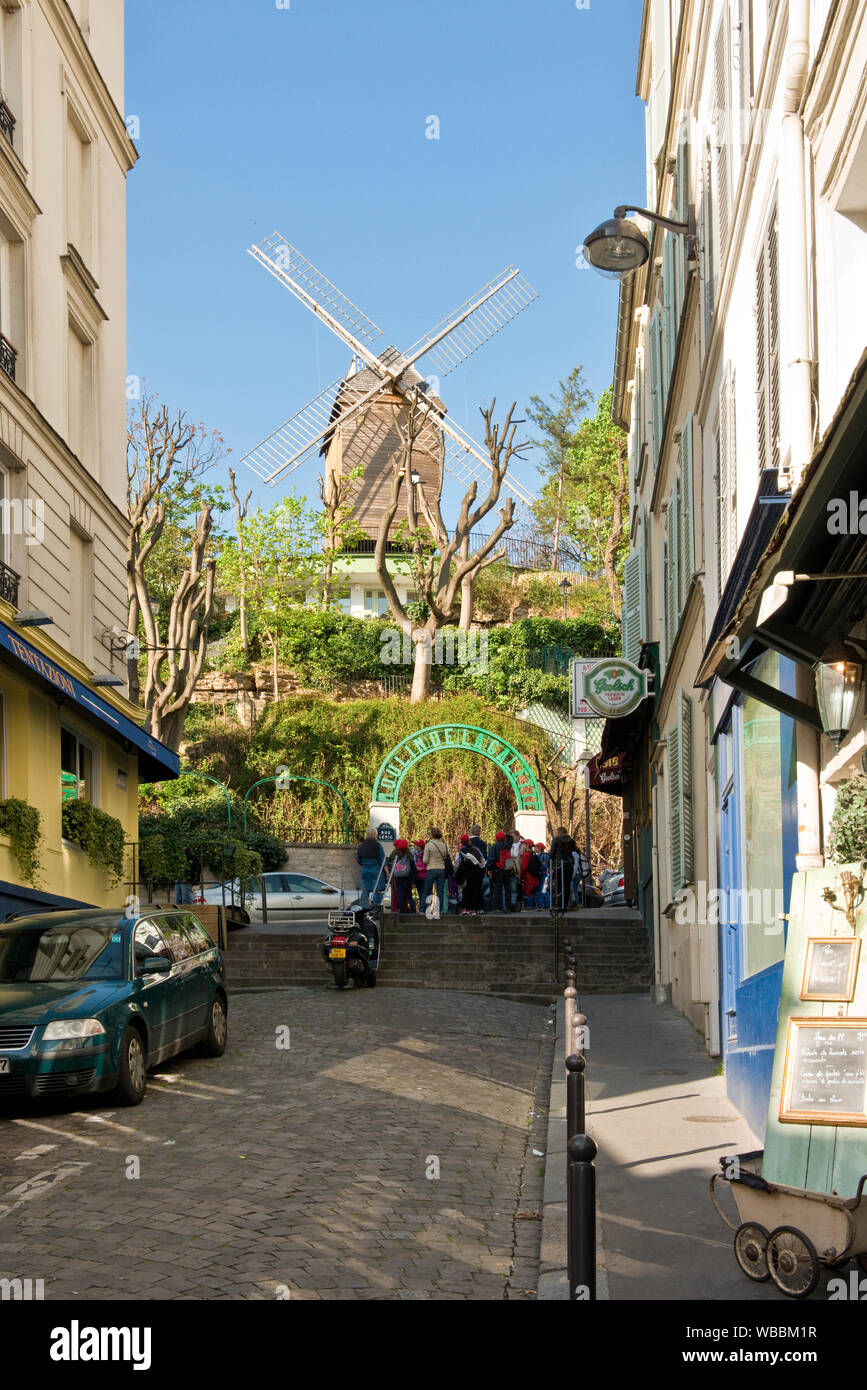 Moulin de la Galette, Montmartre, Parigi, Francia Foto Stock