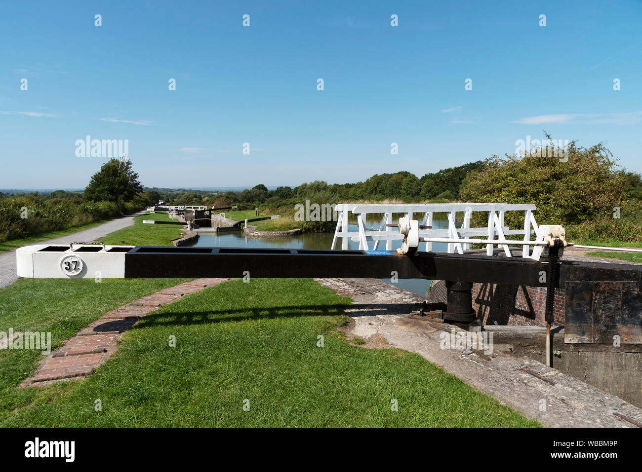 Devizes, Wiltshire, Inghilterra, Regno Unito. Agosto 2019. Un blocco sul Kennet and Avon Canal, Foto Stock