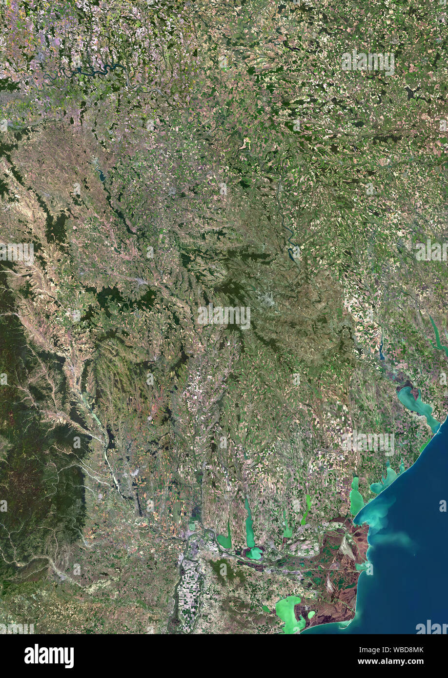 Colore immagine satellitare della Moldavia. Questa immagine è stata elaborata sulla base dei dati acquisiti da Sentinel-2 & satellite Landsat 8 satelliti. Foto Stock