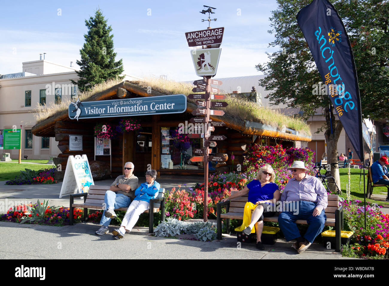 Visitare Anchorage Information Center si trova all' angolo della Quarta Avenue e F Street nel centro cittadino di Anchorage in Alaska,. Foto Stock