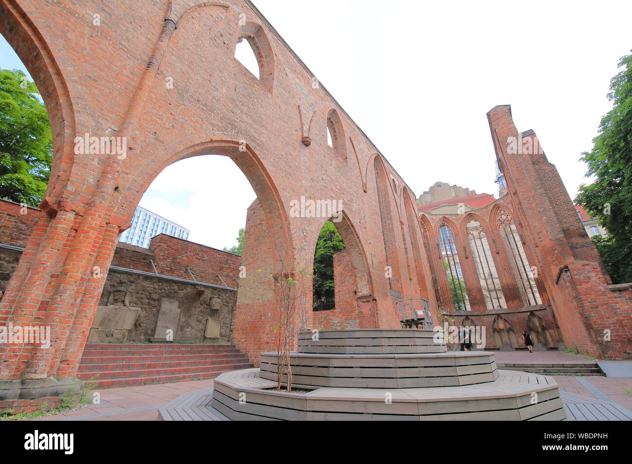 La rovina di Franziskaner Klosterkirche chiesa Berlino Germania Foto Stock