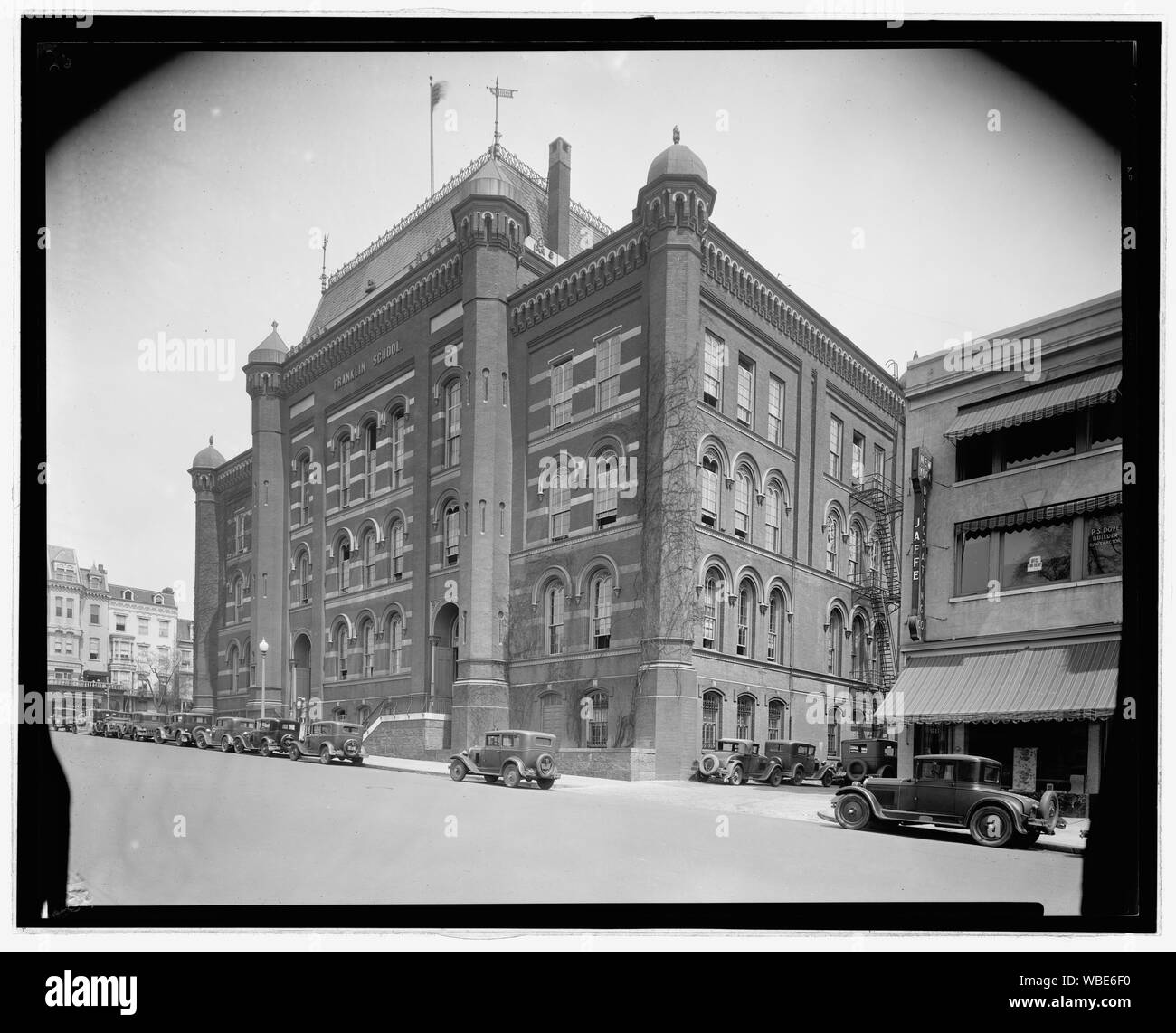 Scuola di Franklin Bldg. esterno, xiii San, N.W., nello Stato di Washington, D.C. Abstract/medio: 1 negativi : pellicola di sicurezza ; 8 x 10 in. o più piccolo Foto Stock