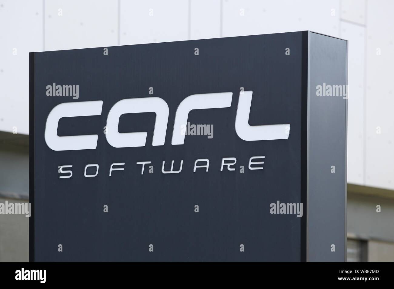Limonest, Francia - Agosto 15, 2019: Carl Software logo su un pannello. Carl Software è specializzata nella progettazione di interventi di manutenzione del software di gestione Foto Stock