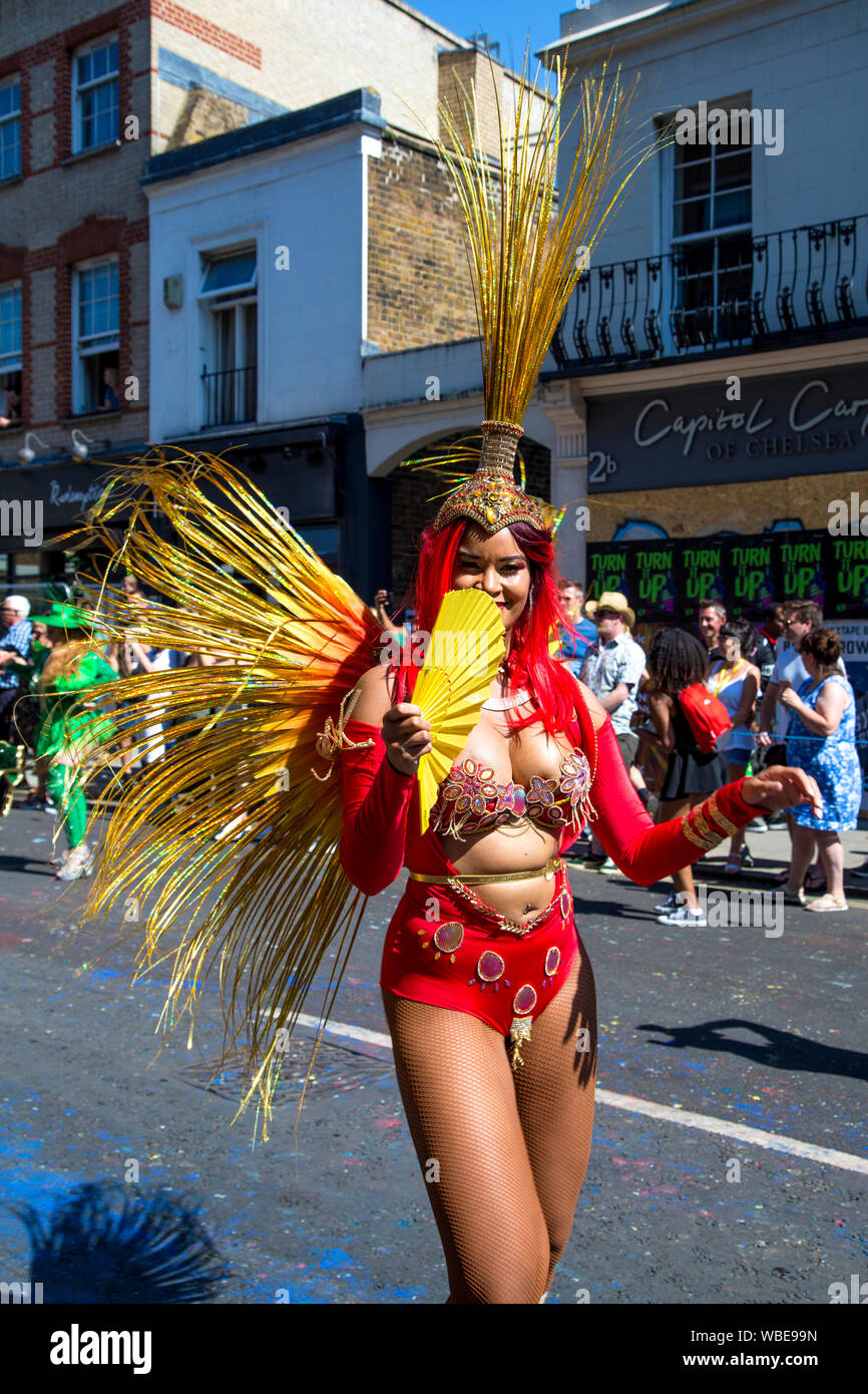 26 Agosto 2019 - carnevale di Notting Hill su un caldo lunedì festivo, London, Regno Unito Foto Stock