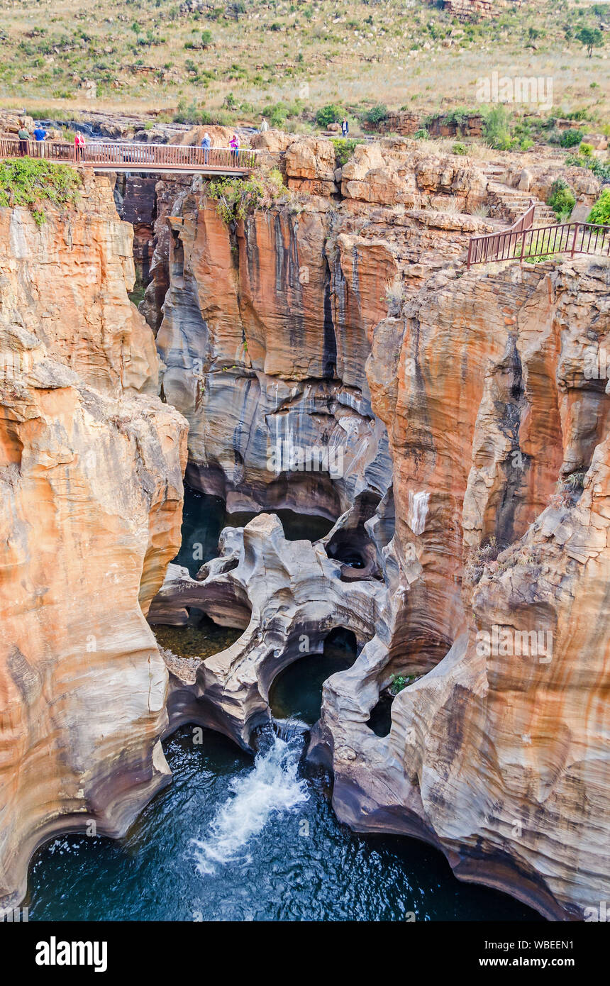 Bourke's Luck buche, formazione geologica presso la confluenza del Treur Blyde e fiumi sono cilindrici di buche o Giant's bollitori, quale giorno vi Foto Stock