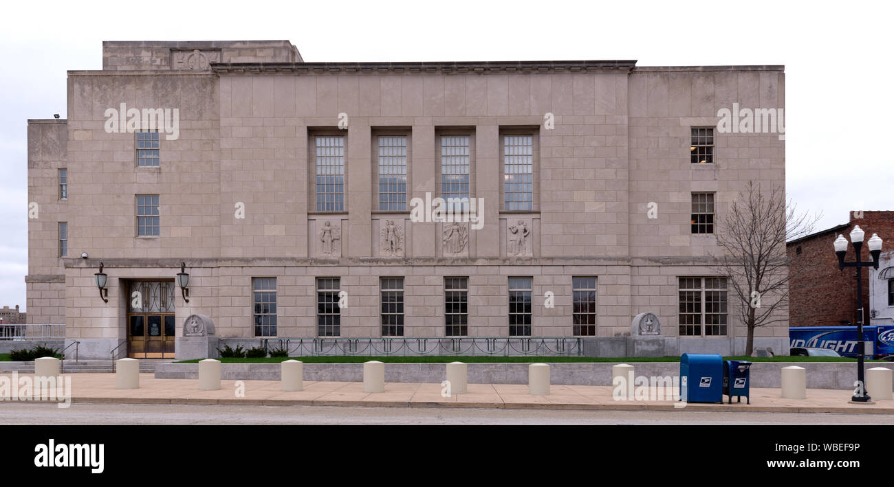Vista frontale della costruzione federale e degli Stati Uniti Casa Corte, Peoria, Illinois Foto Stock