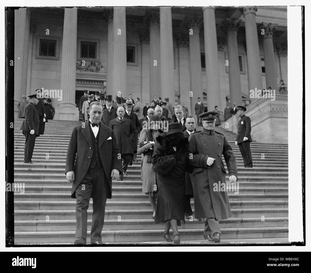 Esequie del senatore Warren, 11/26/29 Abstract/medio: 1, negativo : vetro ; 4 x 5 in. o più piccolo Foto Stock