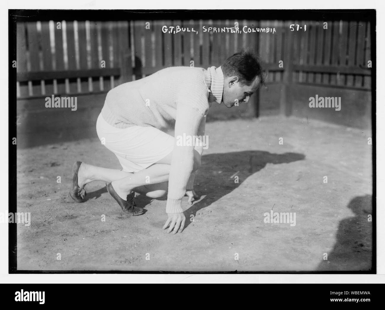 G.T. Bull, sprinter, [Columbia University di New York] Abstract/medio: 1, negativo : vetro ; 5 x 7 in. o inferiore. Foto Stock