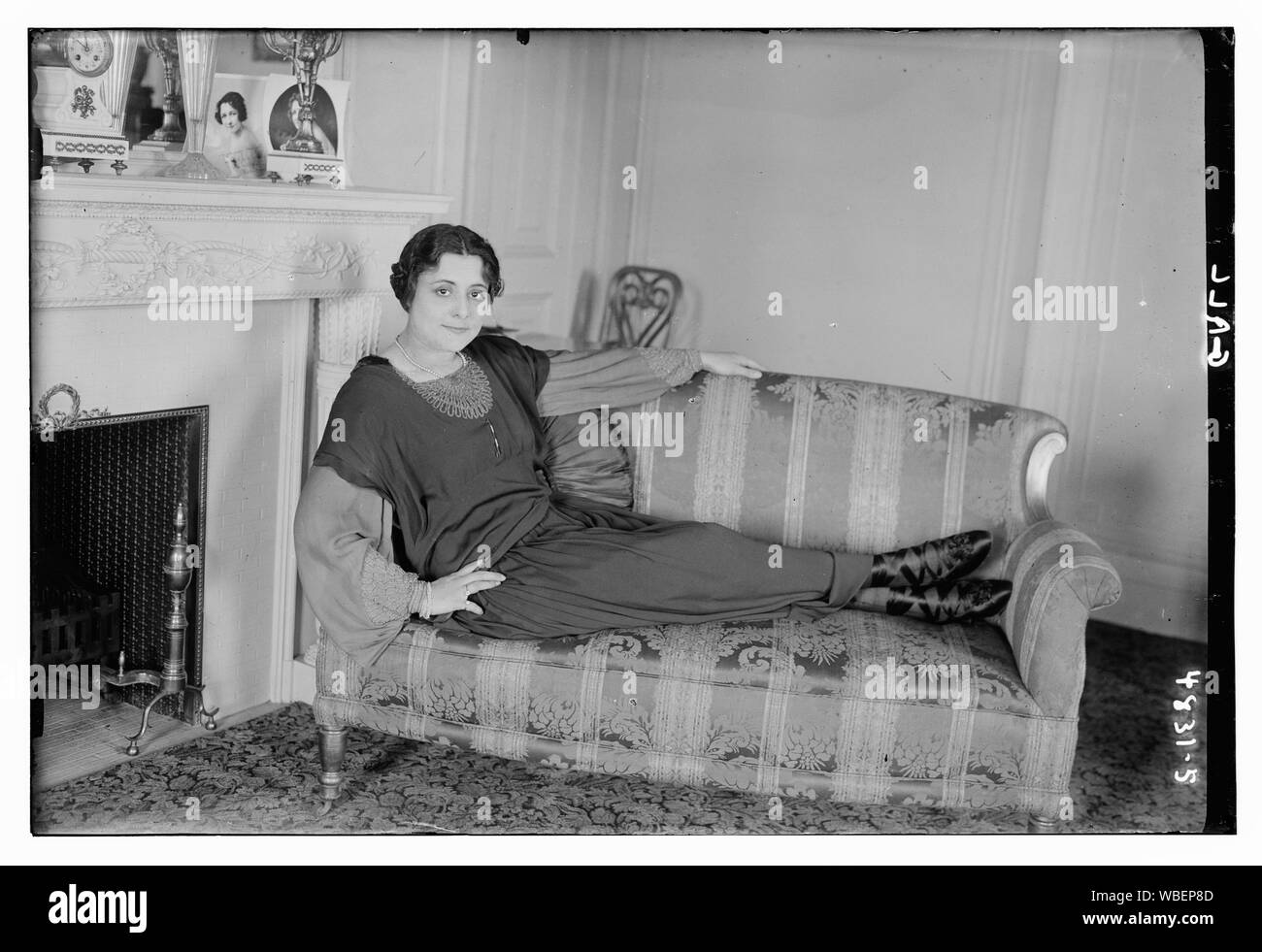 Gall/astratta medio: 1, negativo : vetro ; 5 x 7 in. o inferiore. Foto Stock