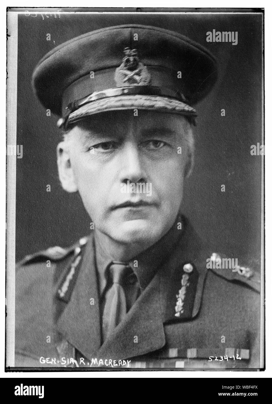 Gen. Sir R. Macready Abstract/medio: 1, negativo : vetro ; 5 x 7 in. o inferiore. Foto Stock