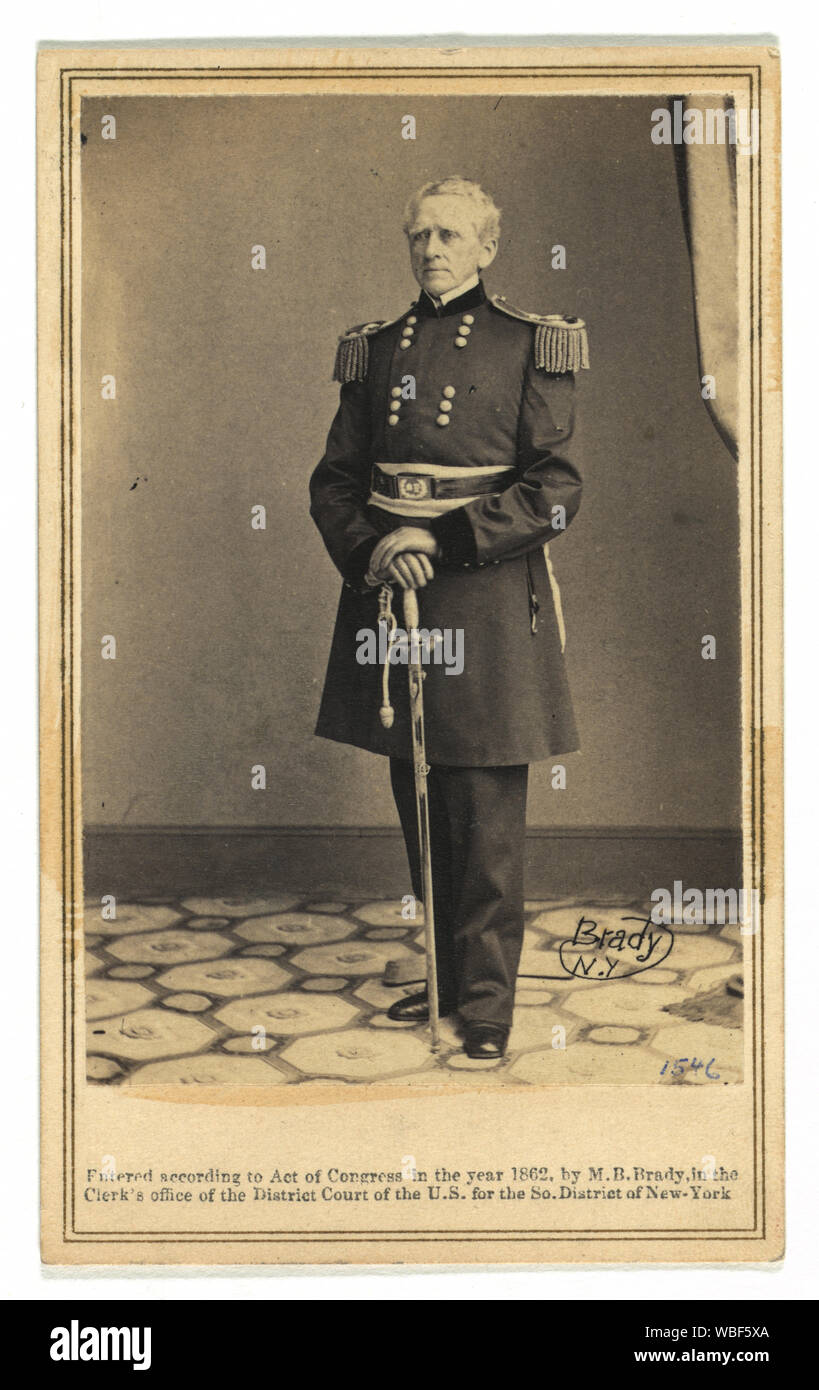 Gen'l Dix sparare il primo uomo che osa tirare che bandiera verso il basso / E. & H.T. Anthony (Azienda), 501 Broadway, N.Y. Abstract/medio: 1 stampa fotografica su carte de visite mount : albume. Foto Stock