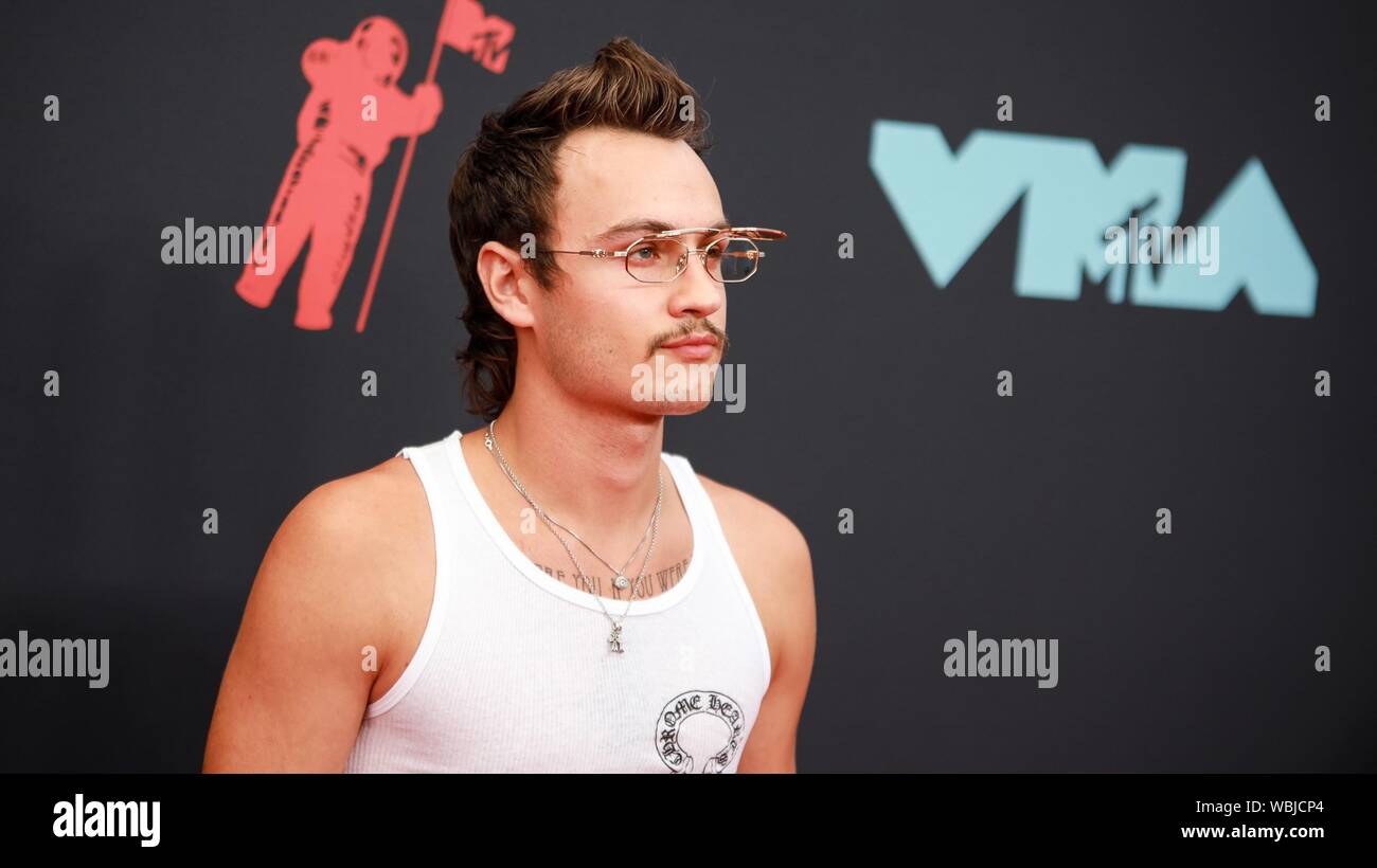 Newark, NJ, Stati Uniti d'America. 26 Ago, 2019. All'arrivo per 2019 MTV Video Music Awards - Arrivi, Prudential Center, Newark, NJ Agosto 26, 2019. Credito: Jason Mendez/Everett raccolta/Alamy Live News Foto Stock
