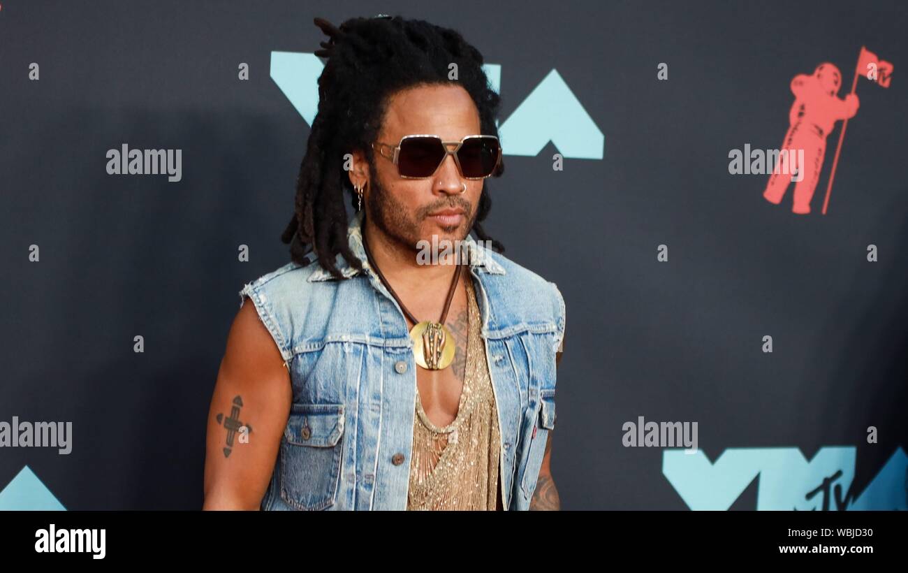 Newark, NJ, Stati Uniti d'America. 26 Ago, 2019. All'arrivo per 2019 MTV Video Music Awards - Arrivi, Prudential Center, Newark, NJ Agosto 26, 2019. Credito: Jason Mendez/Everett raccolta/Alamy Live News Foto Stock