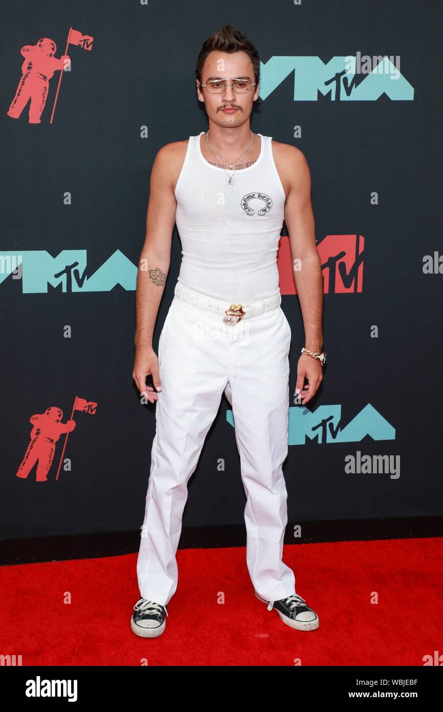Newark, NJ, Stati Uniti d'America. 26 Ago, 2019. All'arrivo per 2019 MTV Video Music Awards - Arrivi, Prudential Center, Newark, NJ Agosto 26, 2019. Credito: Jason Mendez/Everett raccolta/Alamy Live News Foto Stock