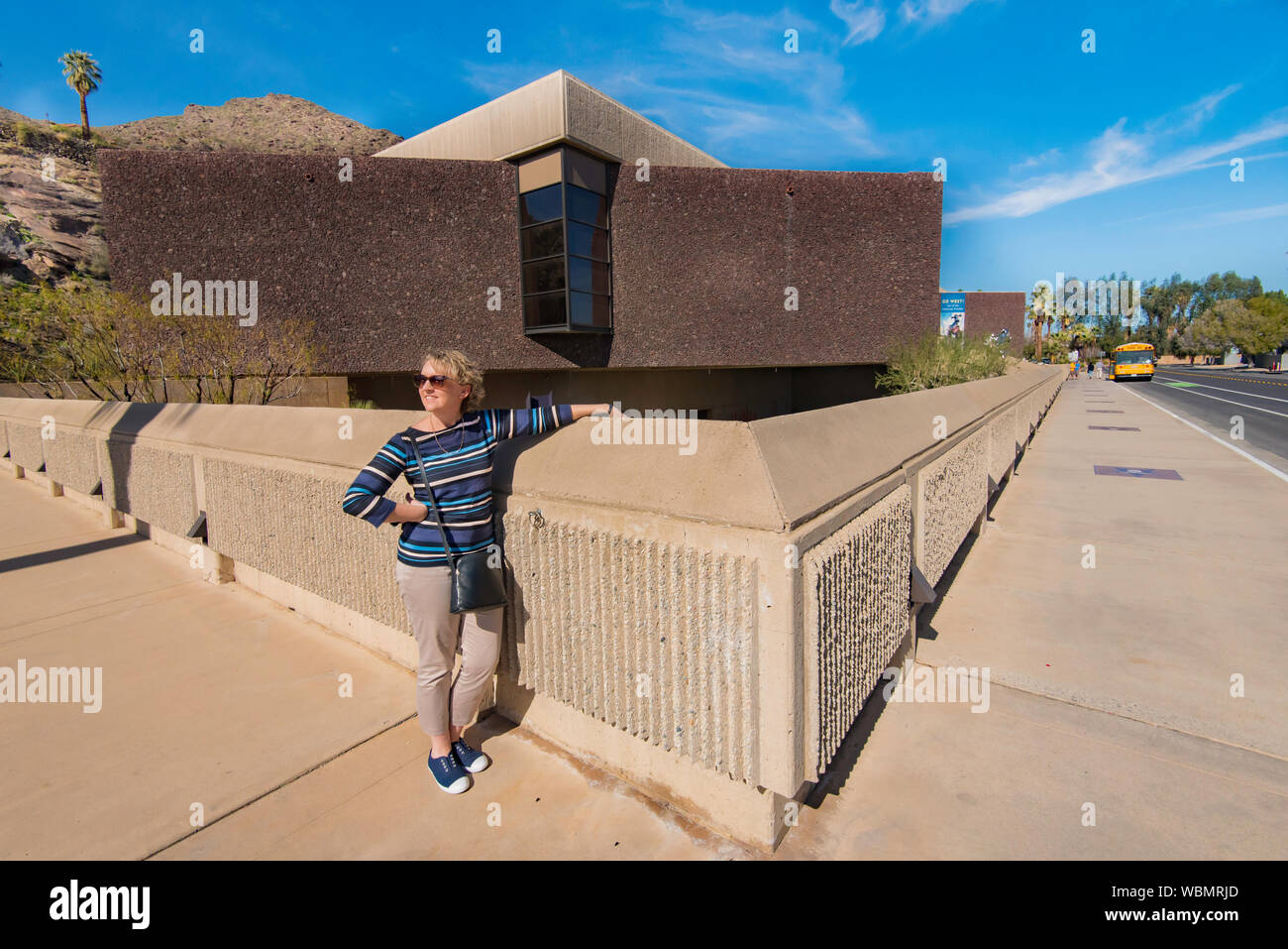 Architetto locale E. Stewart Williams progettato la corrente 75.000-piazza-piede (7.000 m2) Palm Springs Art Museum in California, Stati Uniti d'America Foto Stock