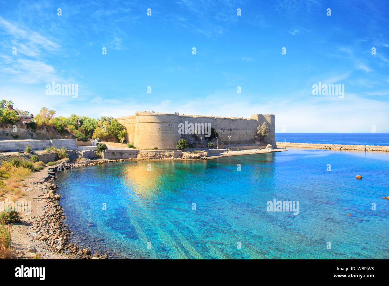 I punti di riferimento del nord di Cipro - medievale castello veneziano in Kyrenia Foto Stock