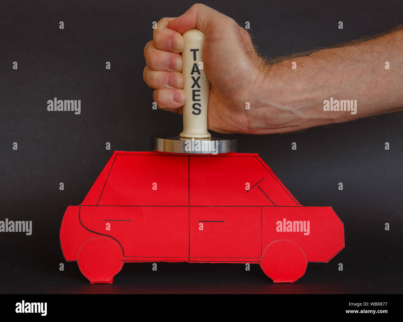 Concetto di auto-tasse Foto Stock