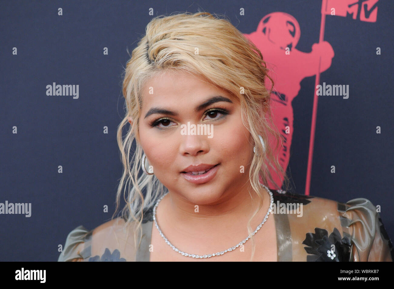 Newark, Stati Uniti d'America. 26 Ago, 2019. Hayley Kiyoko assiste il 2019 Video MTV Video Music Awards tenutosi presso il Prudential Center a Newark, NJ Credito: SOPA Immagini limitata/Alamy Live News Foto Stock