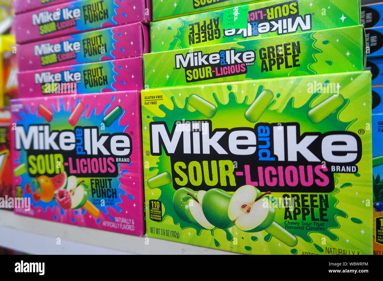 Mike e caramelle Ike per la vendita, NYC, STATI UNITI D'AMERICA Foto Stock