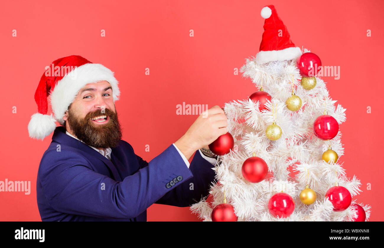 Aggiungere La Magia Per Vacanze Uomo Barbuto Indossare Tuta Formale E Santa Hat Imprenditore Unisciti A