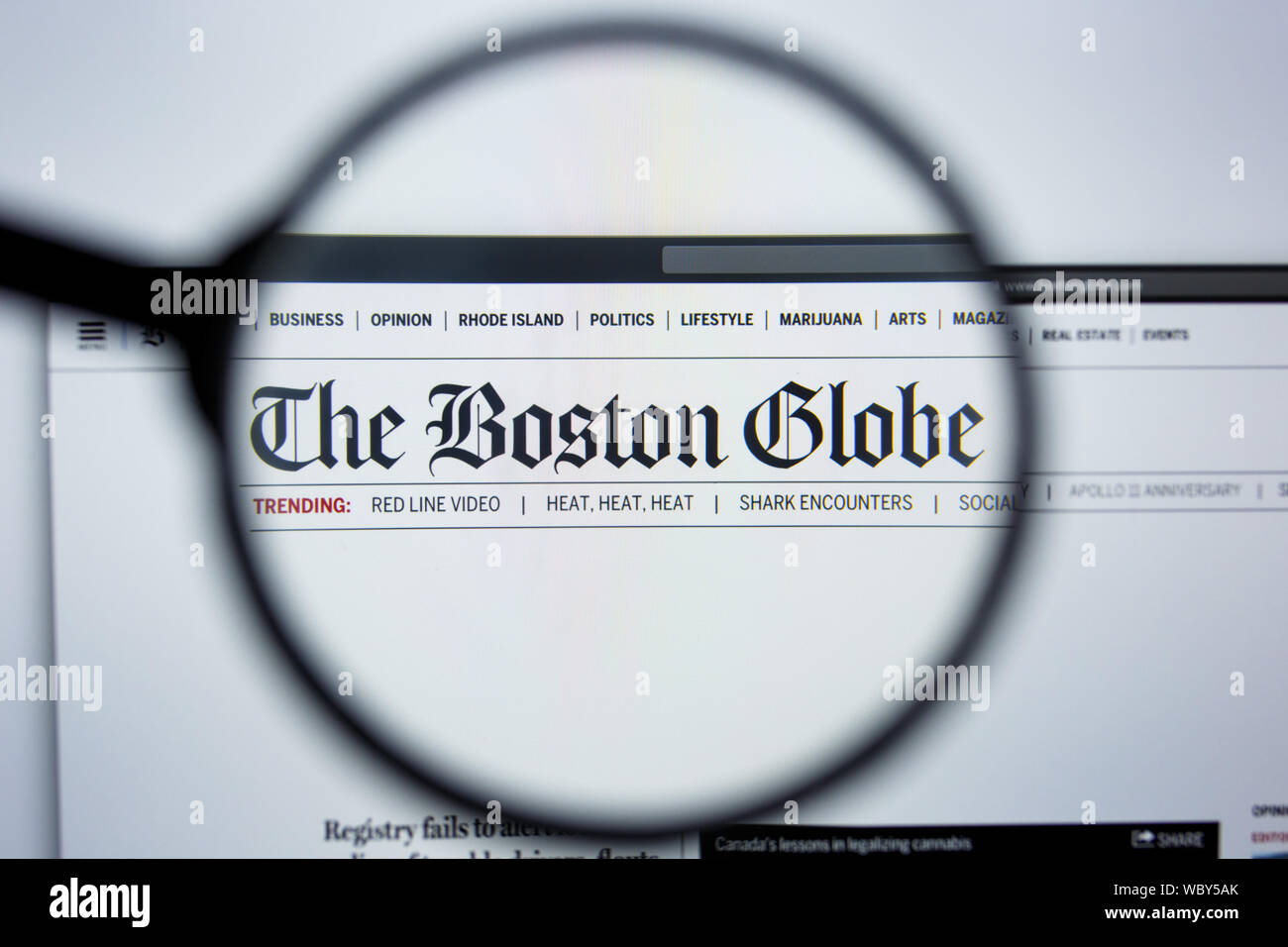 Los Angeles, California, Stati Uniti d'America - 21 Joule 2019: Editoriale illustrativa di THEBOSTONGLOBE.COM website homepage. BOSTON GLOBE logo visibile sullo schermo di visualizzazione. Foto Stock