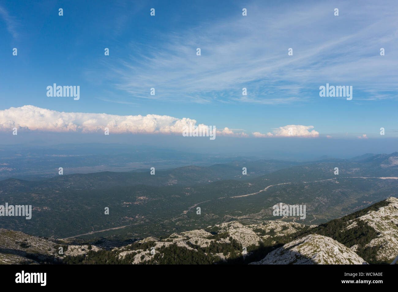 Il paesaggio della montagna Biokovo in Riviera di Makarska, Croazia Foto Stock