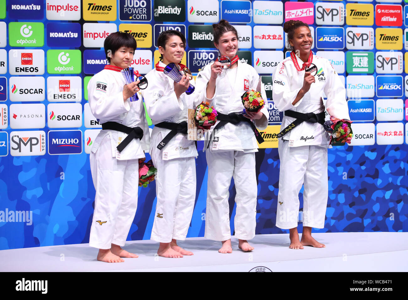 Nippon Budokan di Tokyo, Giappone. Il 27 agosto, 2019. (L-R) Tsukasa Yoshida (JPN), Christa Deguchi (CAN), Julia Kowalczyk (POL), Rafaela Silva (BRA), 27 agosto 2019 - Judo : Mondo Judo Championships Tokyo 2019 Donna -57kg cerimonia di premiazione al Nippon Budokan di Tokyo, Giappone. Credito: Giovanni Osada AFLO/sport/Alamy Live News Foto Stock