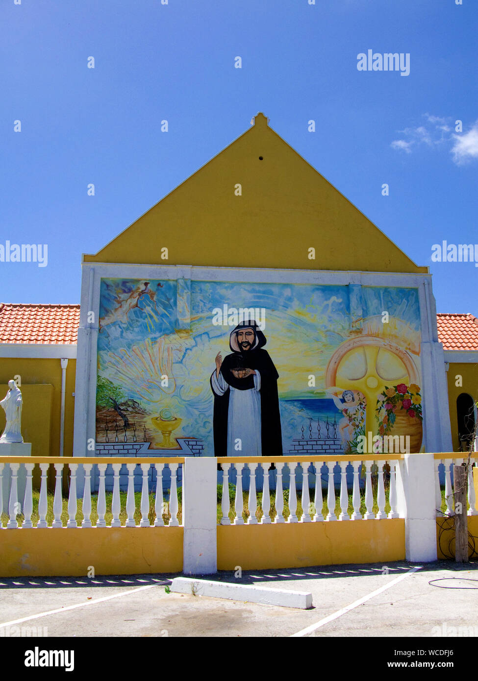 La pittura di facciata, chiesa di Rincon, ex capitale di Bonaire, Antille olandesi Foto Stock