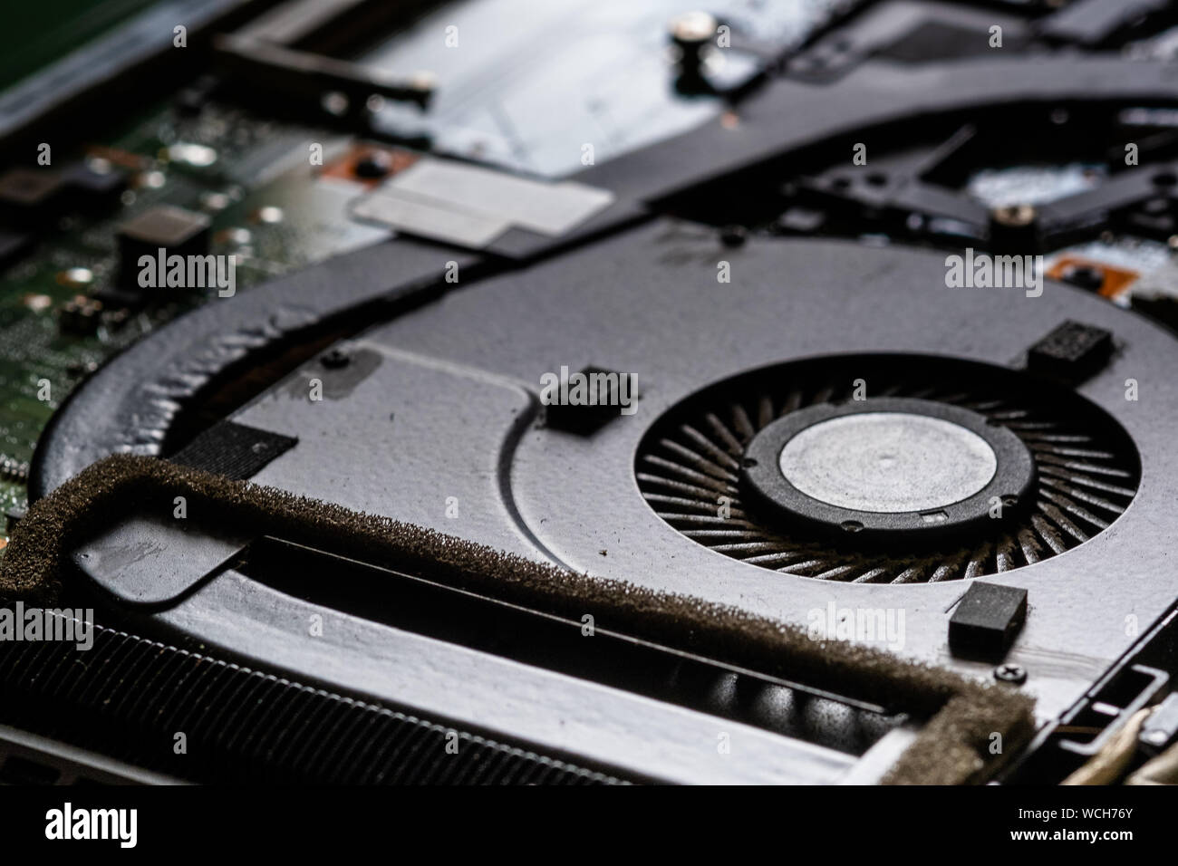All'interno di computer laptop hardware, si preparano per il test Foto Stock