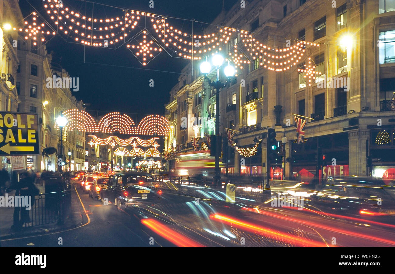 Le luci di Natale a Londra, Inghilterra, Regno Unito. Circa ottanta Foto Stock