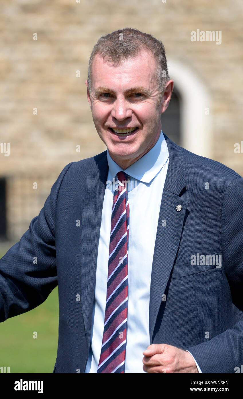 Adam Price MS - membro dell'Assemblea gallese (Carmarthen East e Dinefwr) e leader di Plaid Cymru dal 2018 - College Green, Westminster, ago 2019 Foto Stock