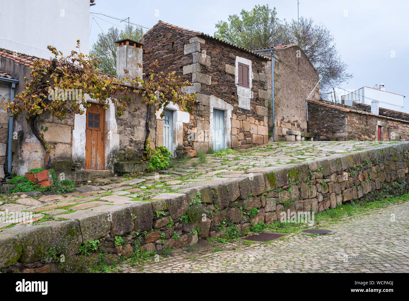 Old Street di idanha a Velha, Portogallo Foto Stock