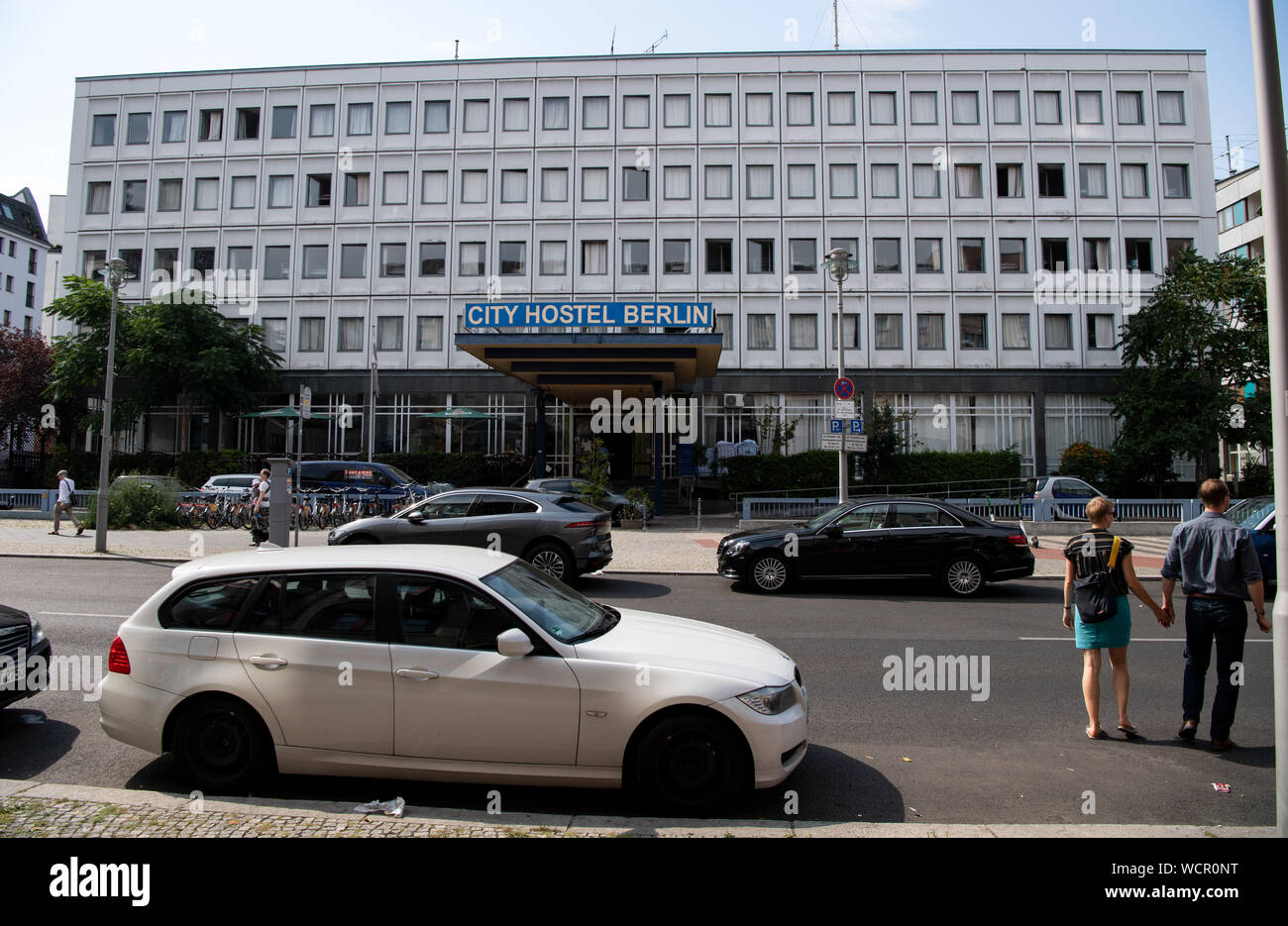 26 agosto 2019, Berlino: Il City Hostel Berlin in Mitte è situato sui terreni della Corea del Nord di ambasciata, che è anche il proprietario dell'edificio. Dal 2016, una risoluzione delle Nazioni Unite è stata in vigore che vieta la locazione di beni immobili dalla Corea del Nord al fine di evitare che la Corea del Nord da generare in valuta estera che la Repubblica popolare potrebbe utilizzare per finanziare il suo programma nucleare. All'inizio del 2018, l'ambasciata ha intimato all'hotel operatore e depositato un ricorso per lo sfratto. Tuttavia, un' azione di sfratto possono essere serviti solo se l' attrice nella causa principale ha pagato le spese processuali sovvenzione. E Foto Stock