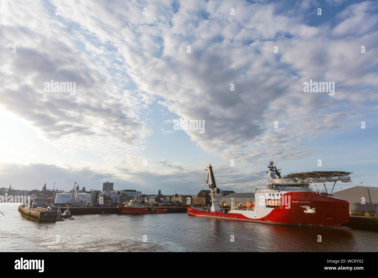 Fondale stingray, costruzione offshore Nave, porto di Aberdeen da ferry, Scotland, Regno Unito Foto Stock