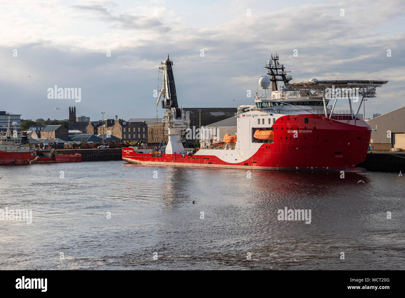 Fondale stingray, costruzione offshore Nave, porto di Aberdeen da ferry, Scotland, Regno Unito Foto Stock