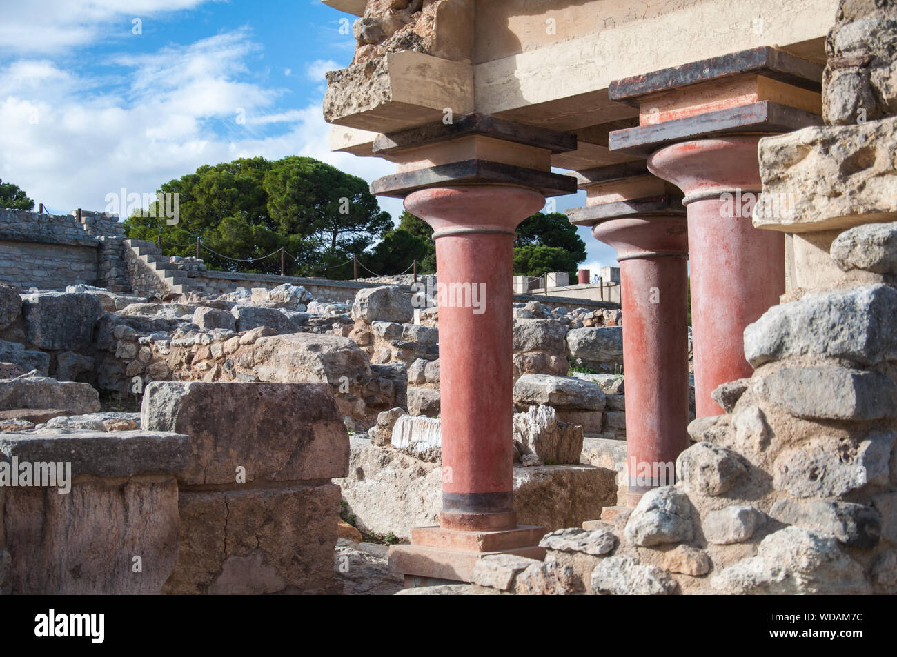 Un parzialmente ricostruito tempio all'antico sito di Cnosso a Creta Foto Stock