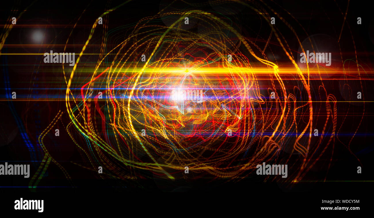 La linea dei fari delle automobili con una lunga esposizione. Abstract background. Foto Stock