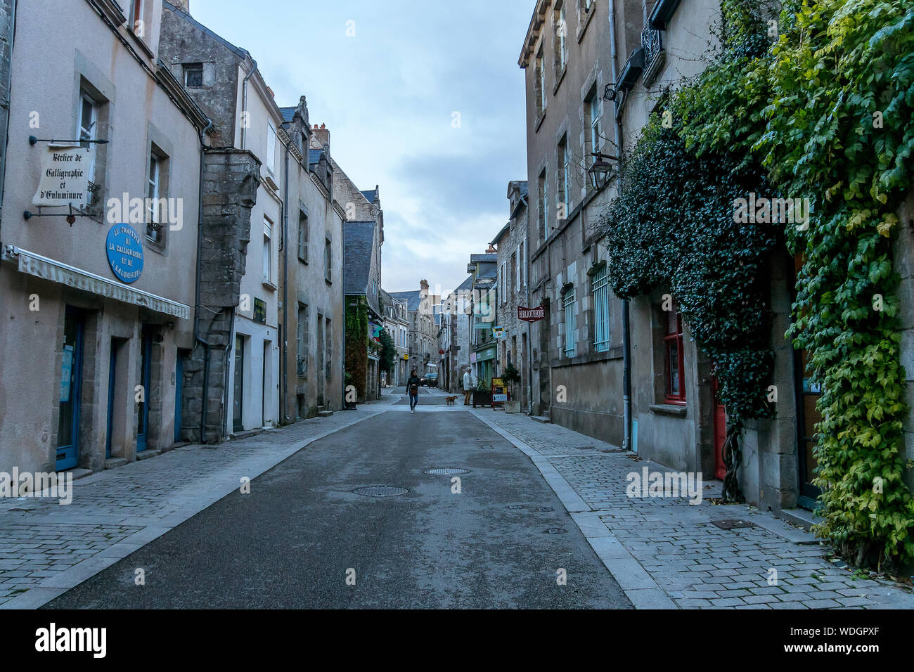 Belle strade della città di Guerande in francese Brittany Foto Stock