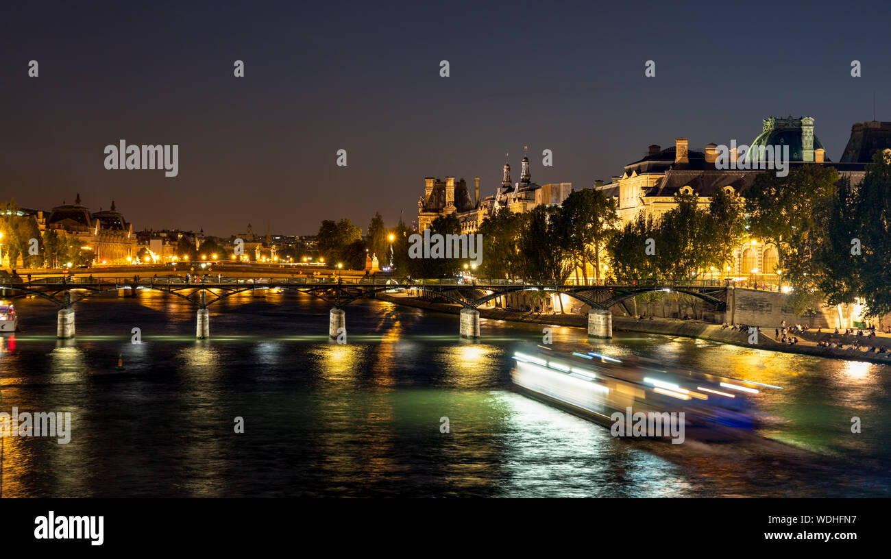 Pont des Arts al calar della sera - Parigi, Francia Foto Stock