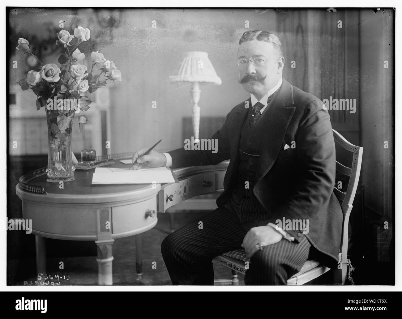 Abstract Gogorza/medio: 1 negativi : vetro 5 x 7 in. o inferiore. Foto Stock