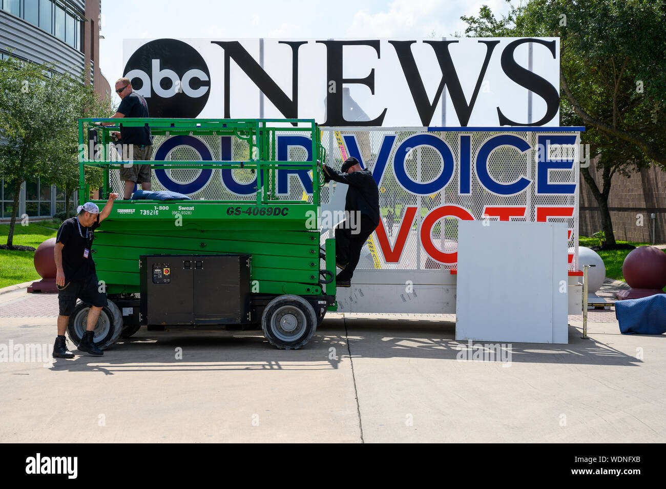 Houston, Texas - Agosto 29, 2019: fervono i preparativi per la ABC News democratico dibattito primario al Texas Southern University di Houston. Foto Stock