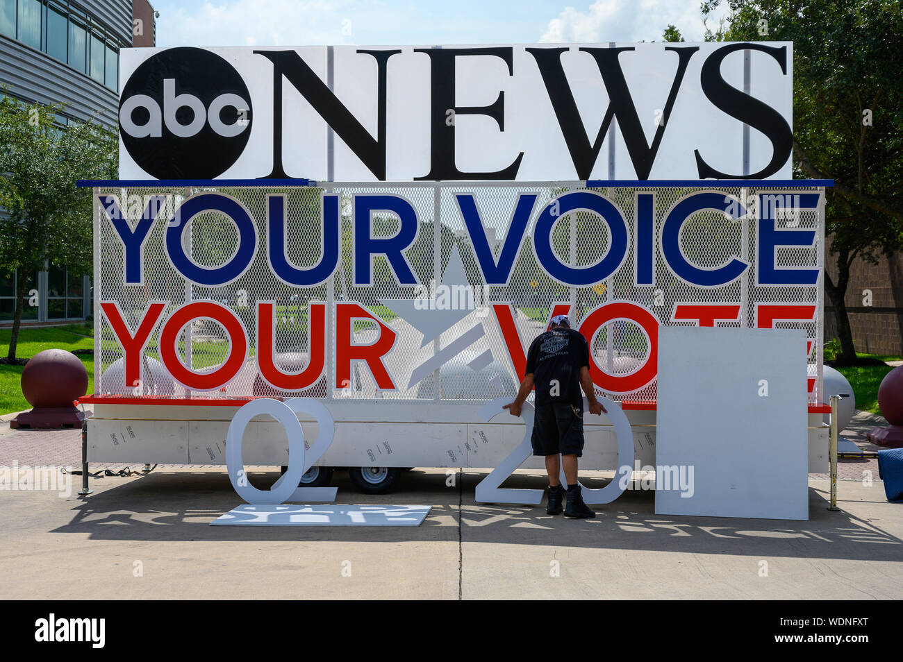 Houston, Texas - Agosto 29, 2019: fervono i preparativi per la ABC News democratico dibattito primario al Texas Southern University di Houston. Foto Stock